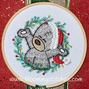 Tatty 21 (Filled) Christmas Wreath